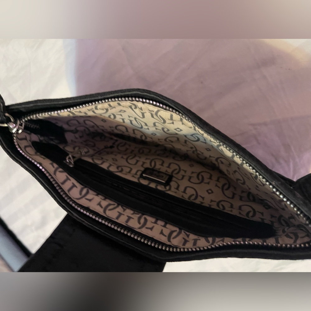 Guess Black Wristlet with Silver Details - Picture 3 of 10